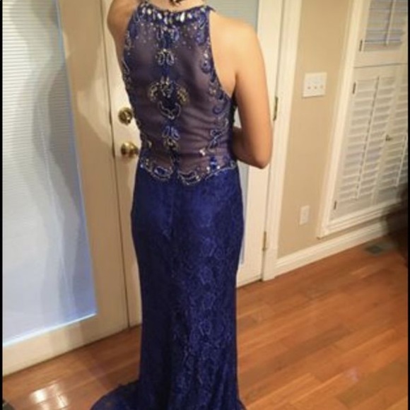 Prom dress - Picture 4 of 5